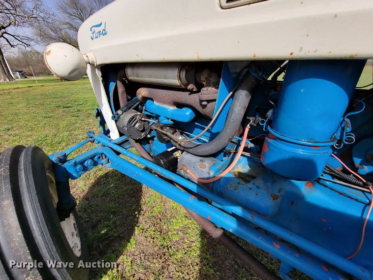 image for item HP9704 Ford 600  tractor