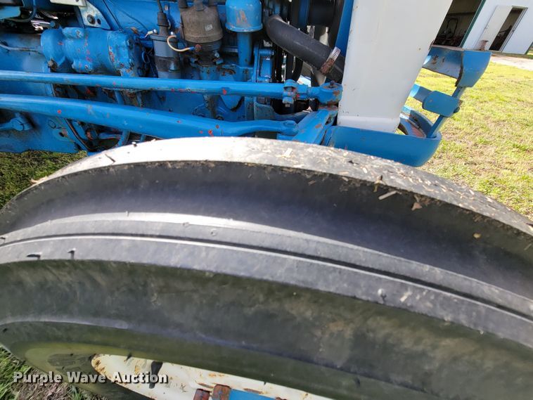 image for item HP9704 Ford 600  tractor