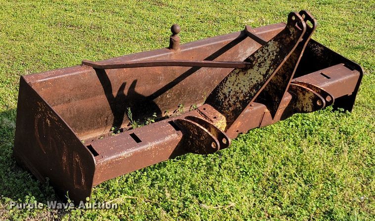 image for item HP9704 Ford 600  tractor