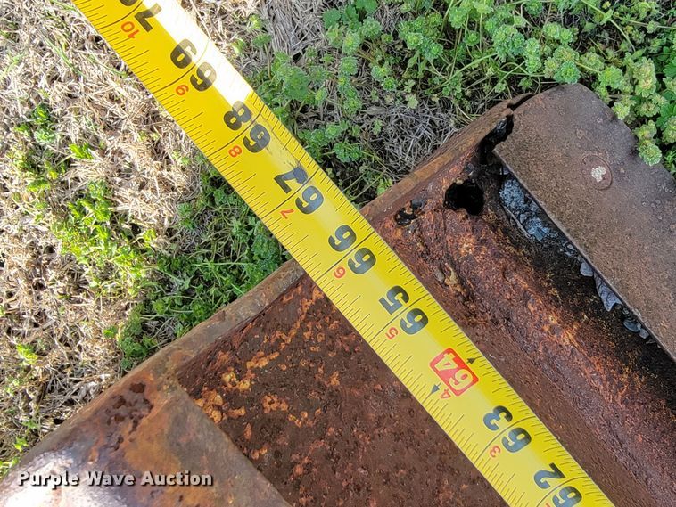 image for item HP9704 Ford 600  tractor