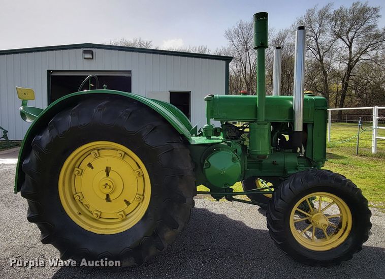 image for item HP9706 1938 John Deere D  tractor