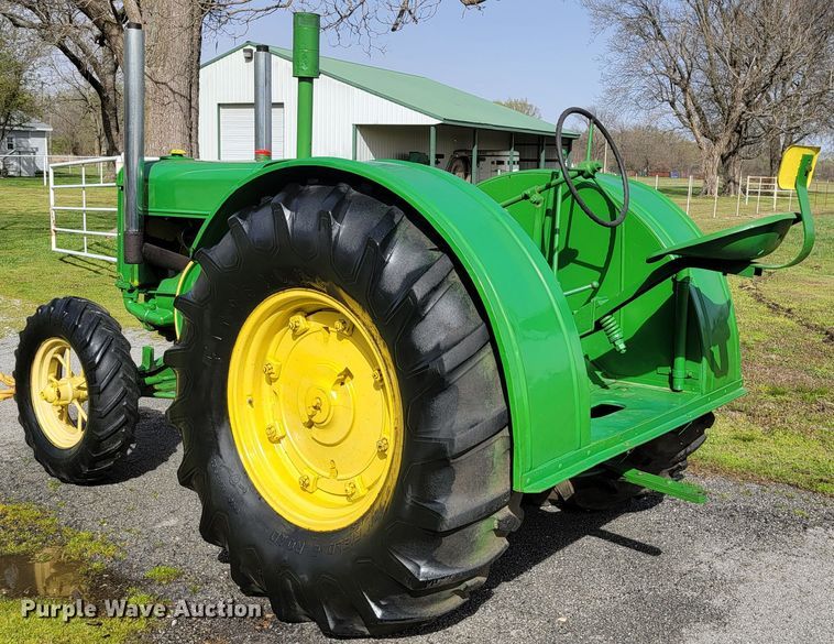 image for item HP9706 1938 John Deere D  tractor