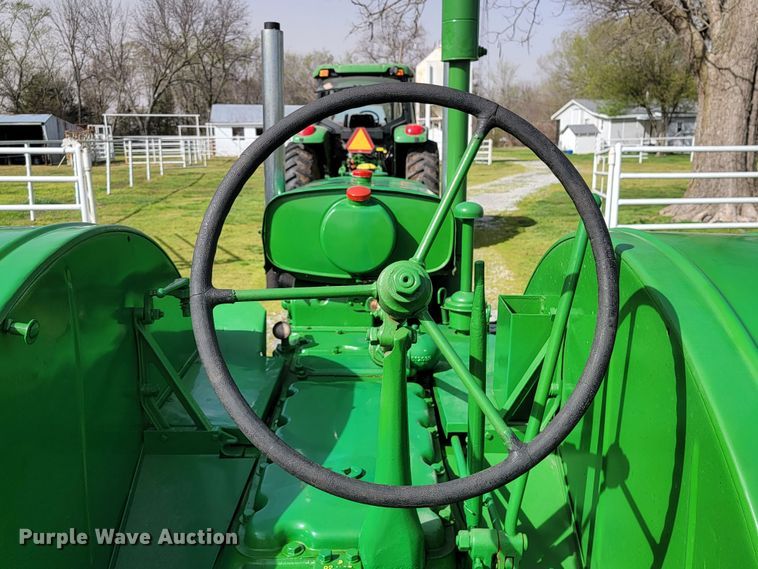 image for item HP9706 1938 John Deere D  tractor