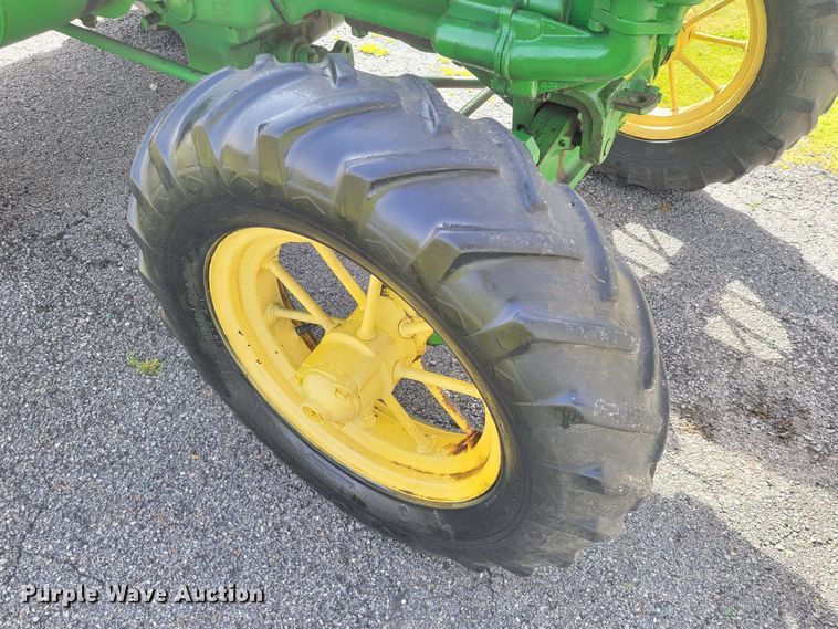 image for item HP9706 1938 John Deere D  tractor