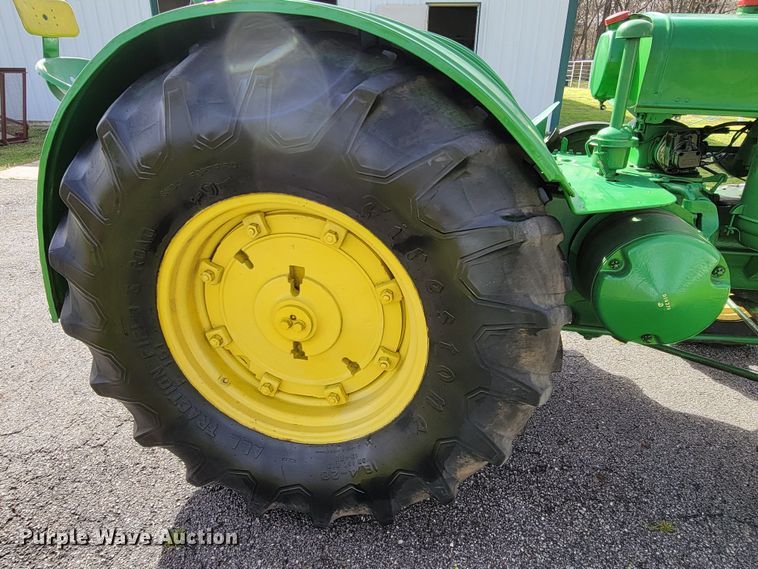 image for item HP9706 1938 John Deere D  tractor