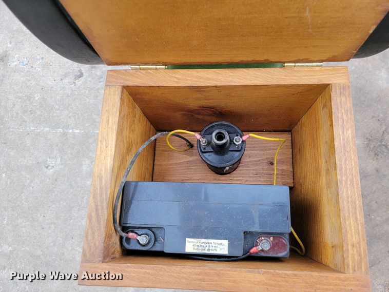 image for item HP9708 1921 Waterloo Boy  engine