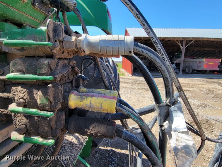 image for item HP9712 Kuhn Krause Gladiator 1200  strip-till