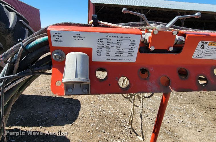 image for item HP9712 Kuhn Krause Gladiator 1200  strip-till