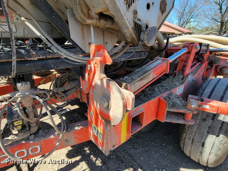 image for item HP9712 Kuhn Krause Gladiator 1200  strip-till