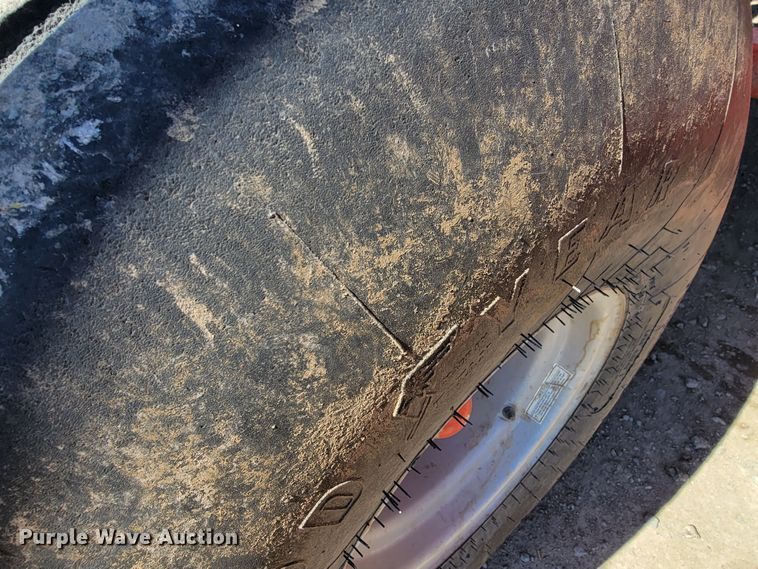 image for item HP9712 Kuhn Krause Gladiator 1200  strip-till