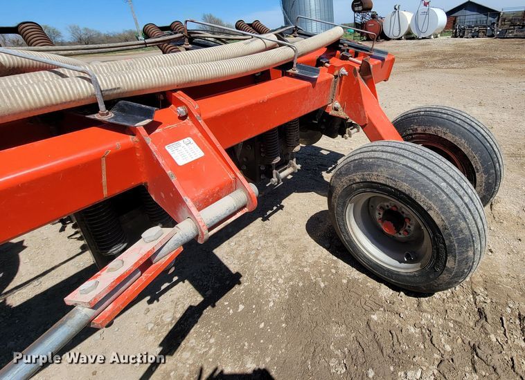 image for item HP9712 Kuhn Krause Gladiator 1200  strip-till
