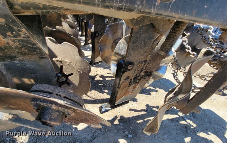 image for item HP9712 Kuhn Krause Gladiator 1200  strip-till