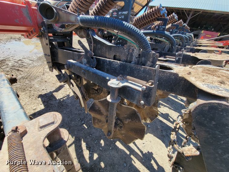 image for item HP9712 Kuhn Krause Gladiator 1200  strip-till