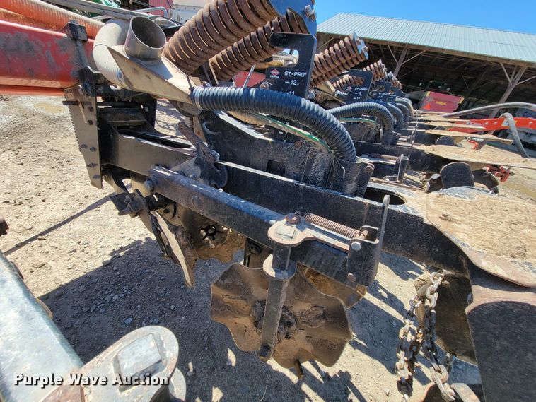 image for item HP9712 Kuhn Krause Gladiator 1200  strip-till