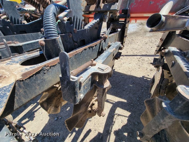 image for item HP9712 Kuhn Krause Gladiator 1200  strip-till