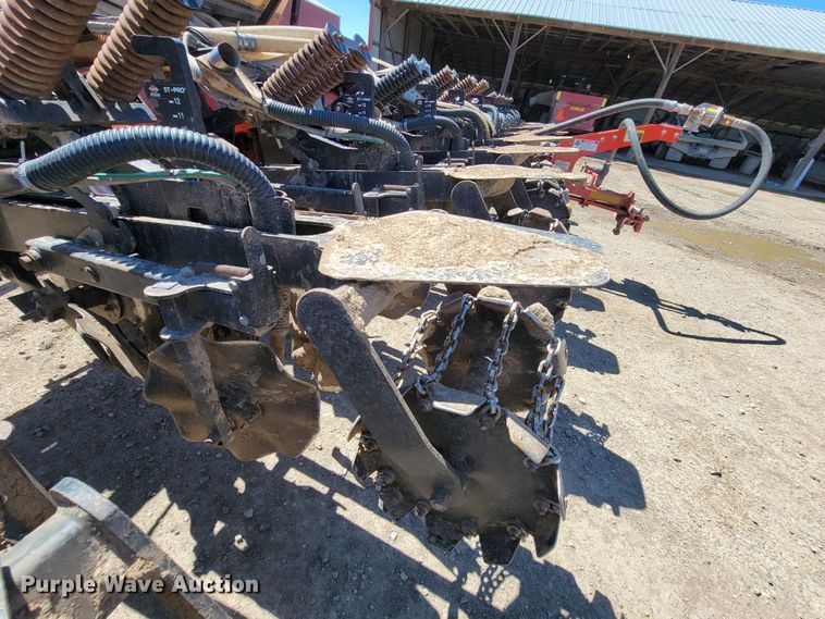 image for item HP9712 Kuhn Krause Gladiator 1200  strip-till