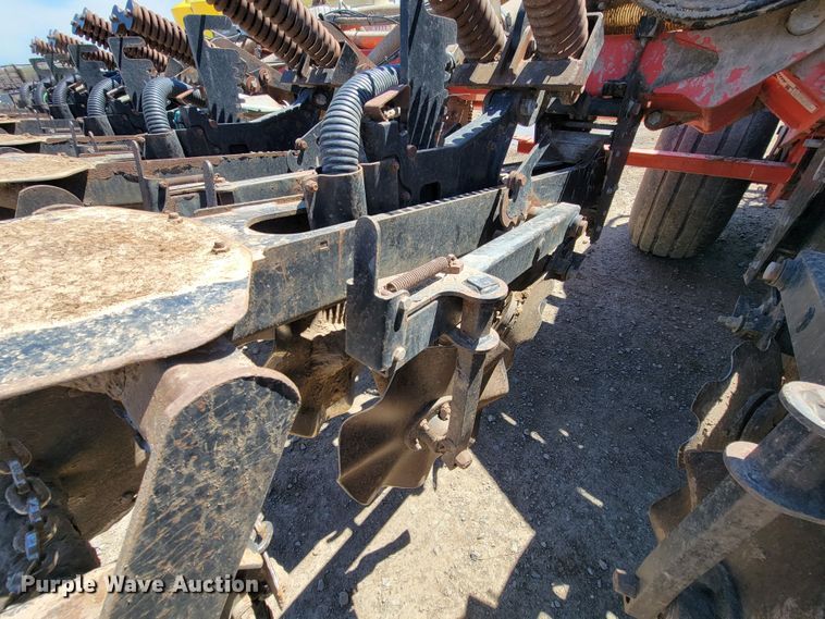 image for item HP9712 Kuhn Krause Gladiator 1200  strip-till