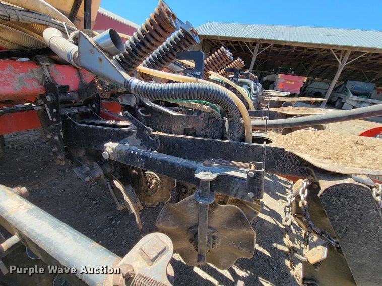 image for item HP9712 Kuhn Krause Gladiator 1200  strip-till