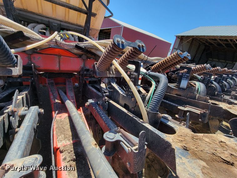 image for item HP9712 Kuhn Krause Gladiator 1200  strip-till