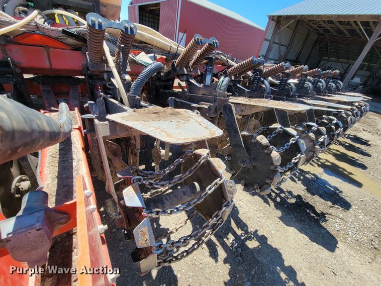 image for item HP9712 Kuhn Krause Gladiator 1200  strip-till