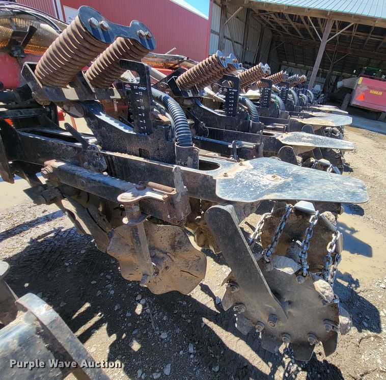 image for item HP9712 Kuhn Krause Gladiator 1200  strip-till