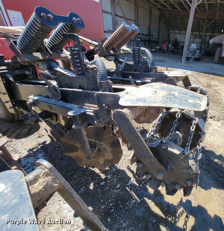 image for item HP9712 Kuhn Krause Gladiator 1200  strip-till