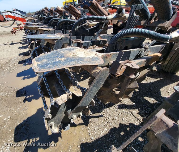 image for item HP9712 Kuhn Krause Gladiator 1200  strip-till