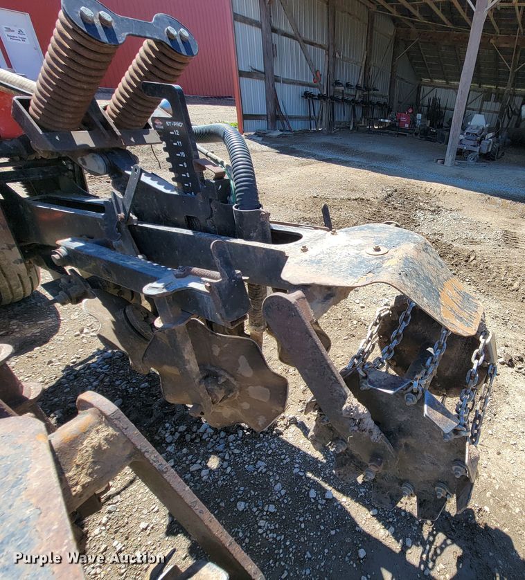 image for item HP9712 Kuhn Krause Gladiator 1200  strip-till