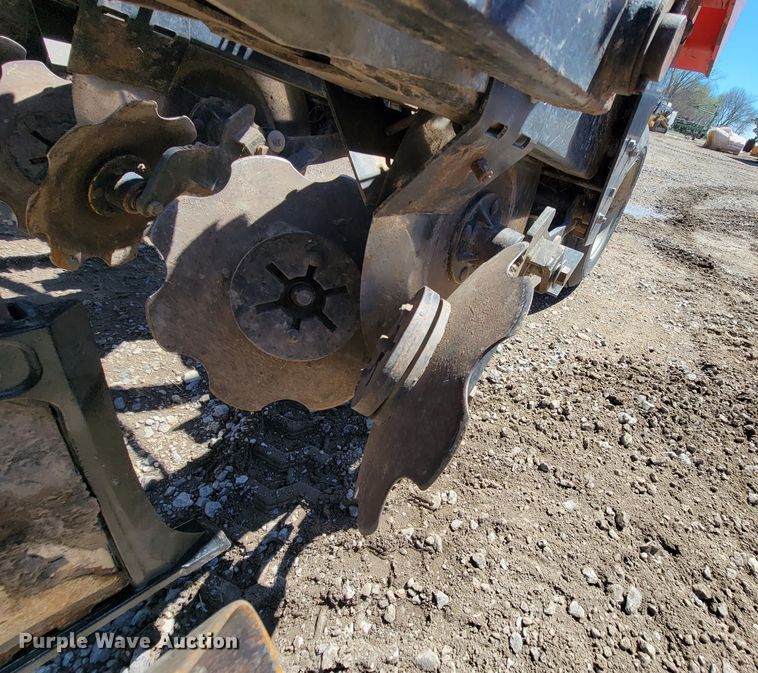 image for item HP9712 Kuhn Krause Gladiator 1200  strip-till