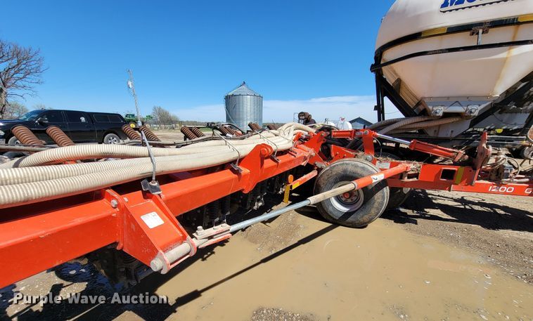 image for item HP9712 Kuhn Krause Gladiator 1200  strip-till