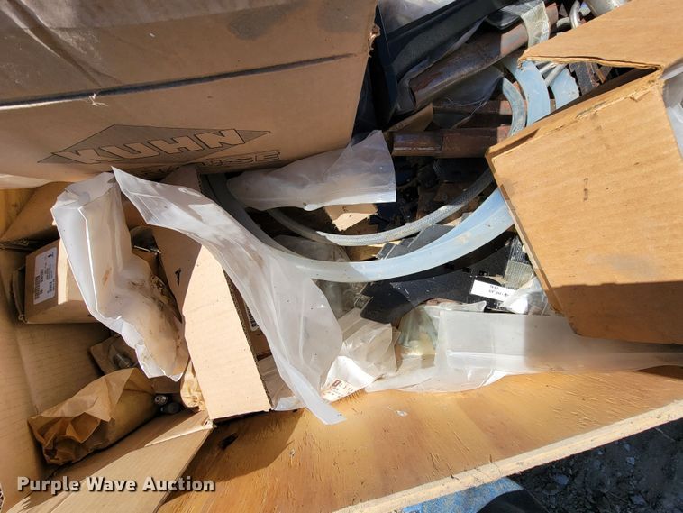 image for item HP9712 Kuhn Krause Gladiator 1200  strip-till