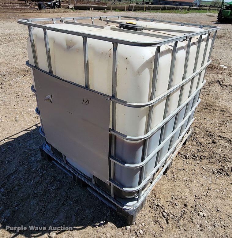 image for item HP9712 Kuhn Krause Gladiator 1200  strip-till