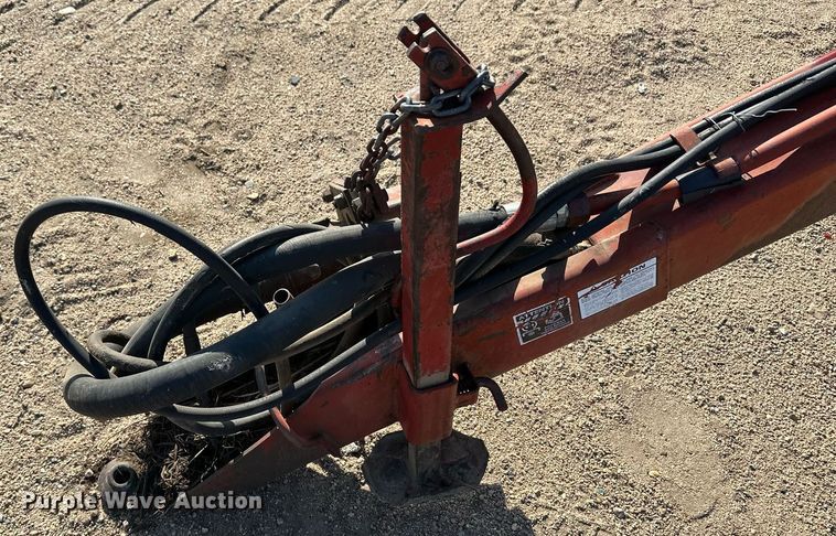 image for item JJ9952 New Holland 114  swather / windrower