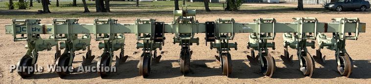 image for item JJ9953 Orthman 610-002  row crop cultivator