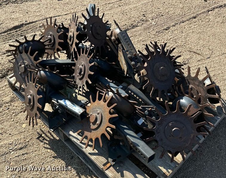 image for item JJ9956 (11) row cleaners