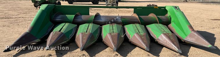 image for item JJ9957 John Deere 653A  all-crop head