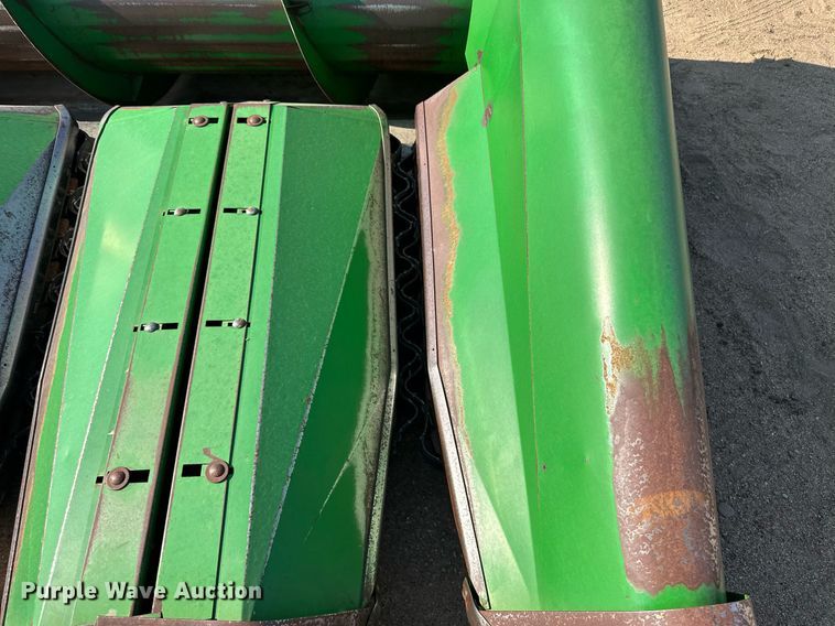 image for item JJ9957 John Deere 653A  all-crop head