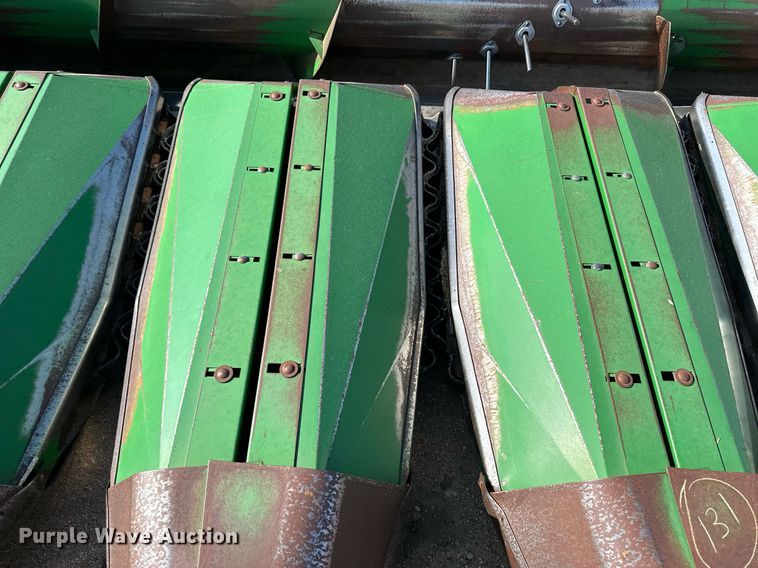 image for item JJ9957 John Deere 653A  all-crop head