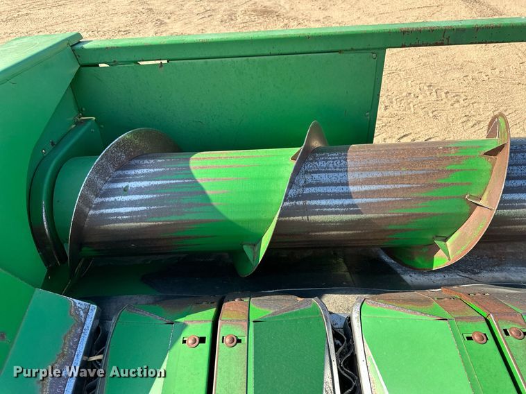 image for item JJ9957 John Deere 653A  all-crop head