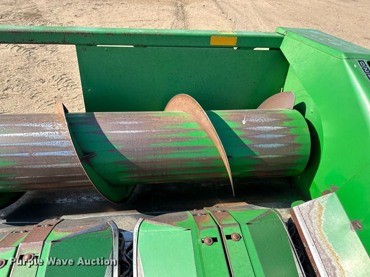 image for item JJ9957 John Deere 653A  all-crop head