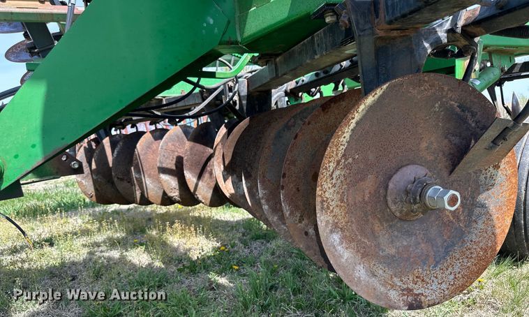 image for item KL9254 John Deere 630  tandem disk