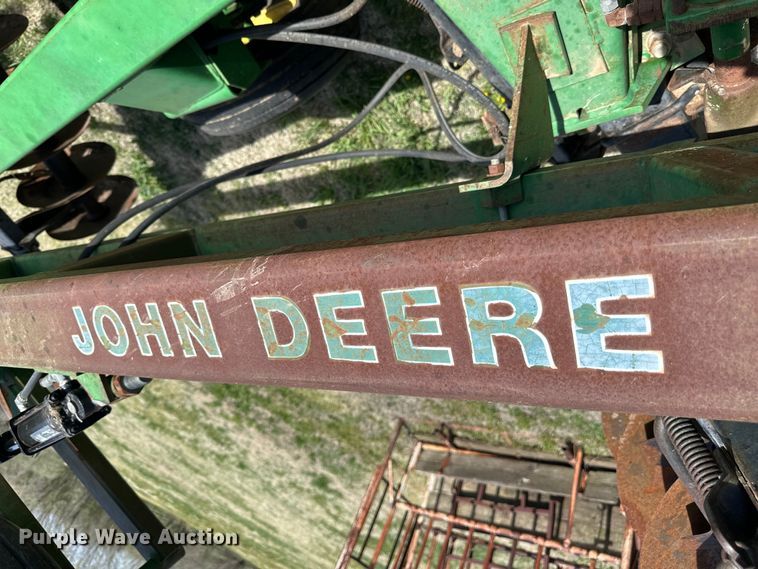 image for item KL9254 John Deere 630  tandem disk