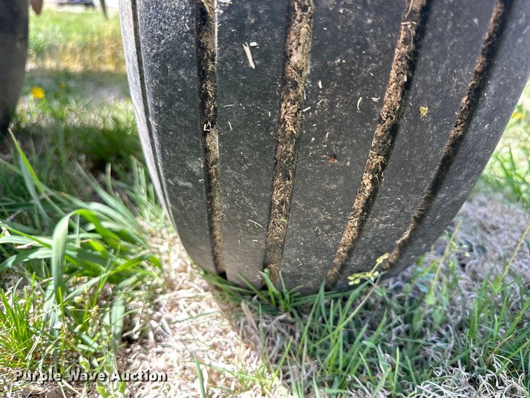 image for item KL9254 John Deere 630  tandem disk