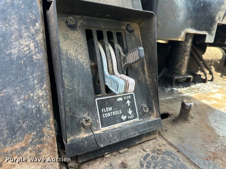 image for item KL9255 1982 International 5288  tractor