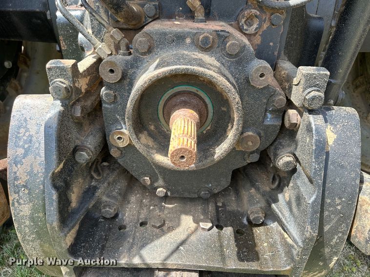 image for item KL9255 1982 International 5288  tractor