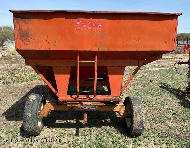 image for item KL9256 McCurdy  gravity wagon