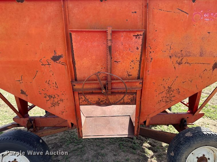 image for item KL9256 McCurdy  gravity wagon