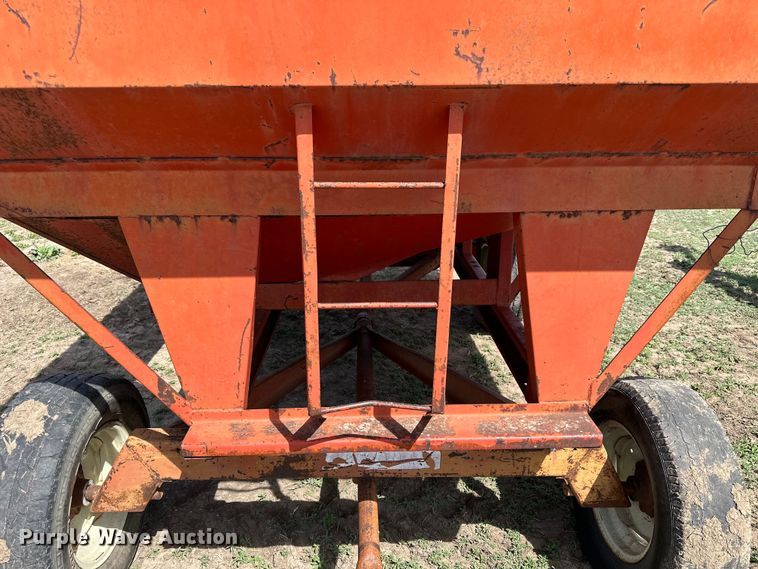 image for item KL9256 McCurdy  gravity wagon