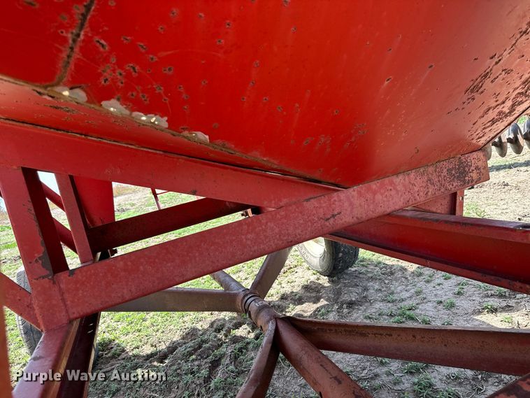 image for item KL9256 McCurdy  gravity wagon