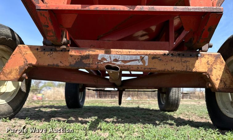 image for item KL9256 McCurdy  gravity wagon